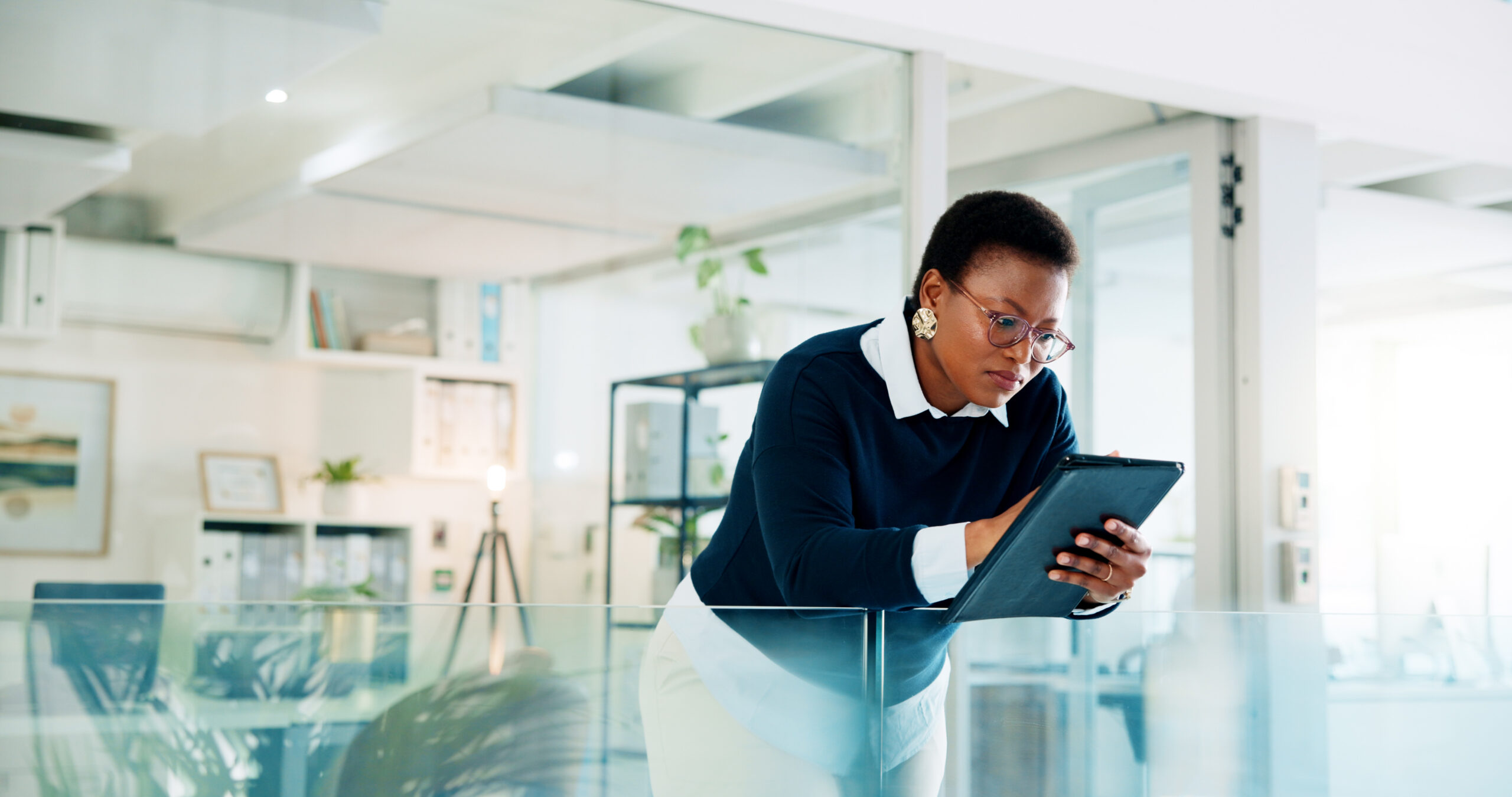 black-woman-tablet-and-office-with-lawyer-online-2024-11-22-19-39-26-utc
